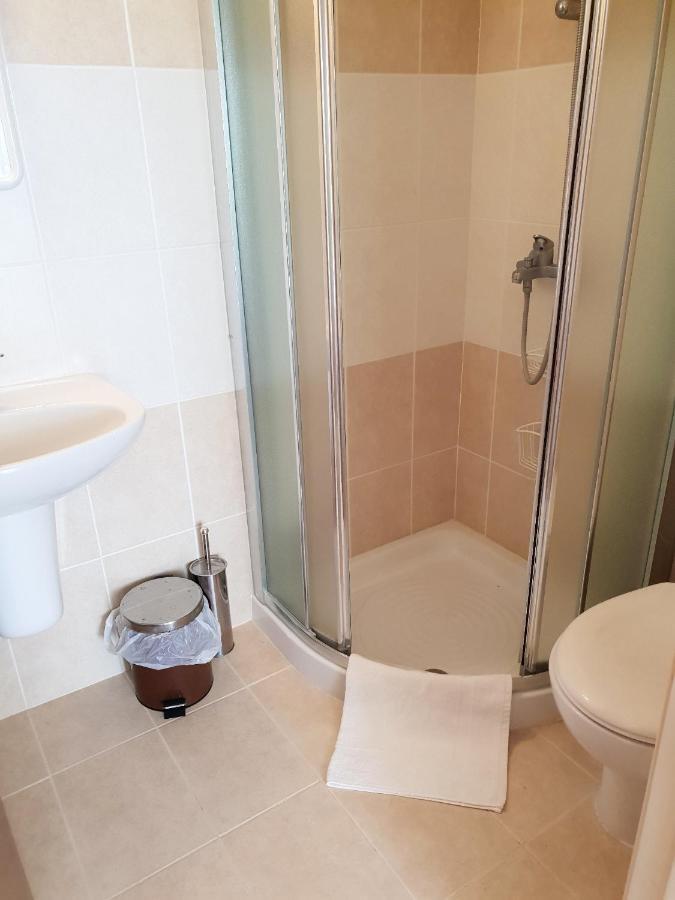 Ground Floor One Bedroom Apartment, Vanessa Complex Peyia Exterior foto